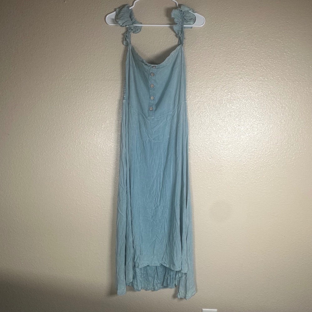Chaser Women's Blue Ruffle Strap Smocked Back Button Front Midi Dress Large NWT